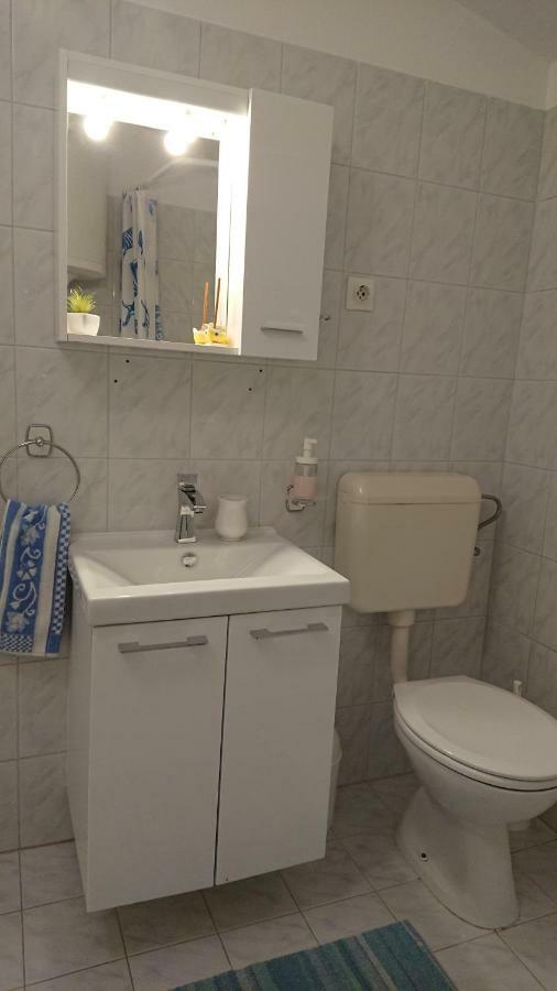 Apartman Kursar Srima Exterior photo